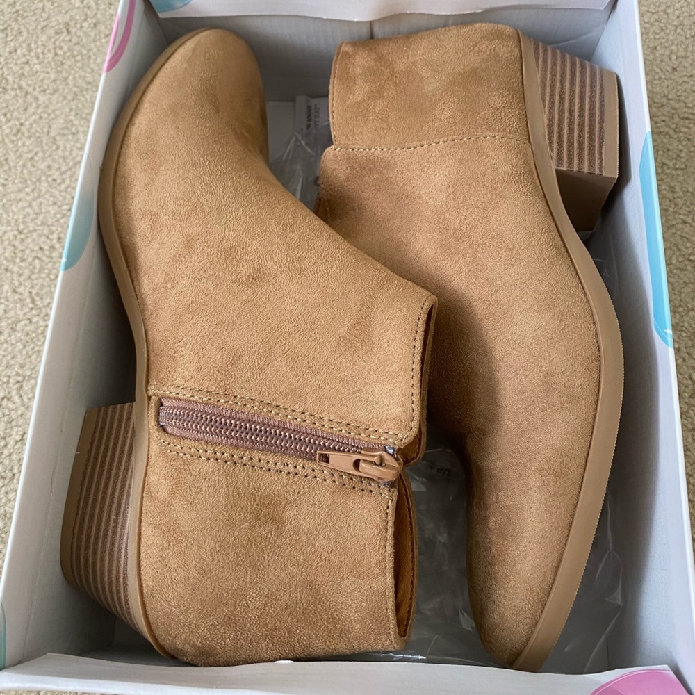 Brand new soda ankle shoes